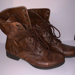 Size 10 Combat Boots